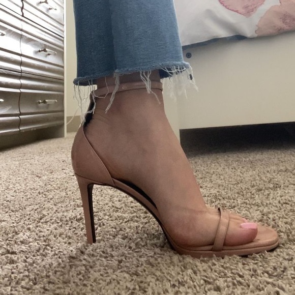 Saint Laurent Ankle Strap Sandal - Picture 7 of 8